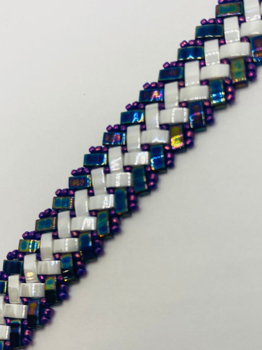 Dragon scales beaded bracelet