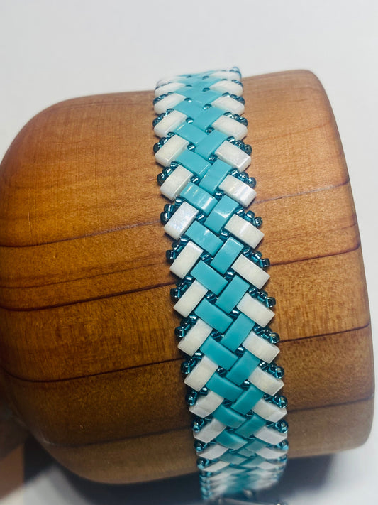 Mermaid scales beaded bracelet